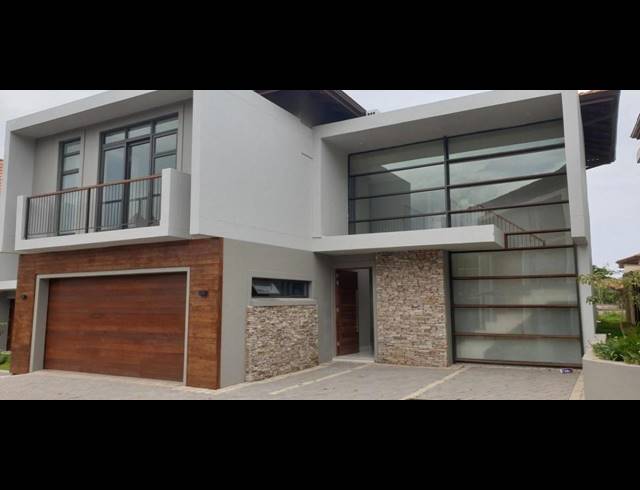 4 BEDROOM TOWNHOUSE FOR SALE IN IZINGA ESTATE